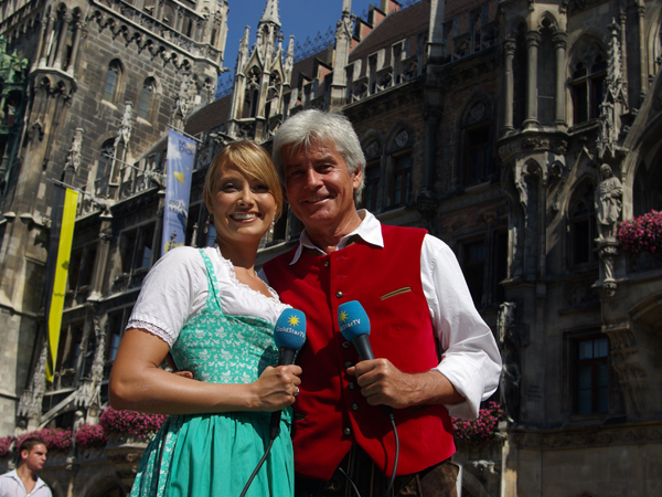 Sarah Winkhaus und Frederic Meisner in "Hitcocktail-Sommerwunschkonzert 2008" auf GoldStar TV